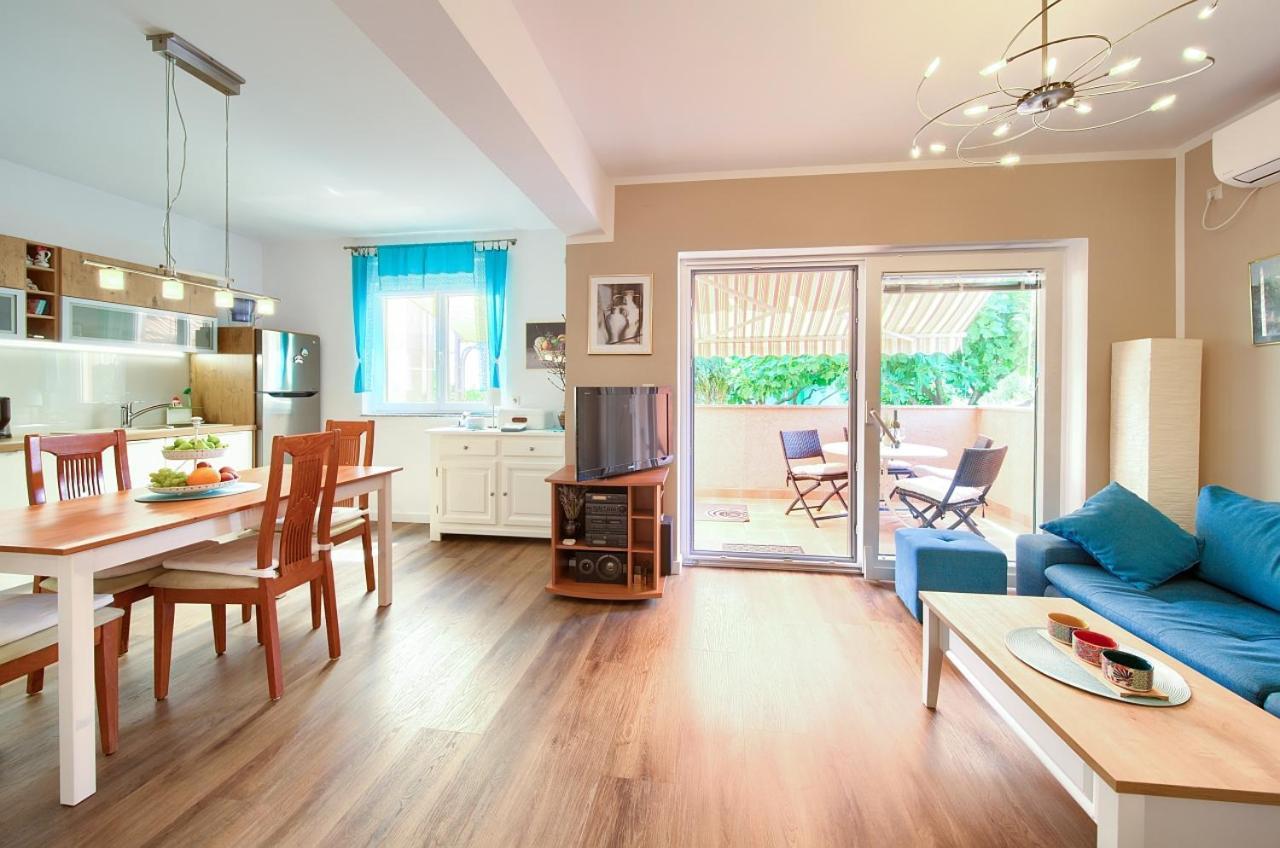Apartman Bor Krk Крк Екстер'єр фото