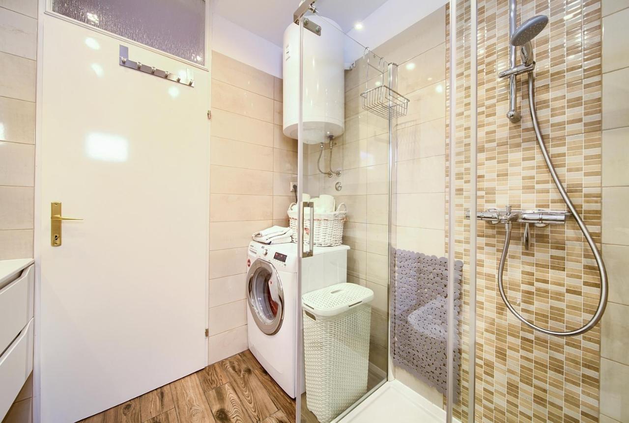 Apartman Bor Krk Крк Екстер'єр фото